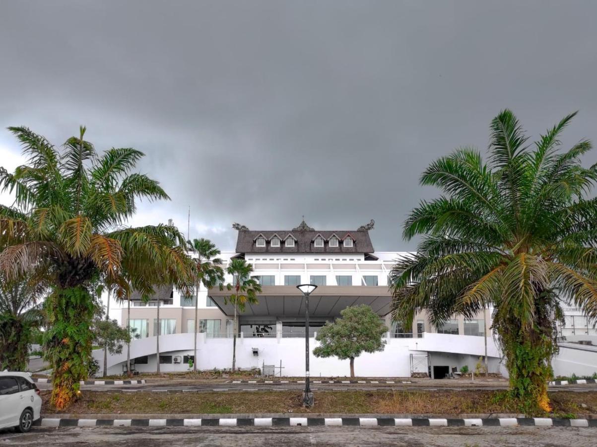 فندق Horison Ultima Bandara Balikpapan Sepinggang Kecil المظهر الخارجي الصورة